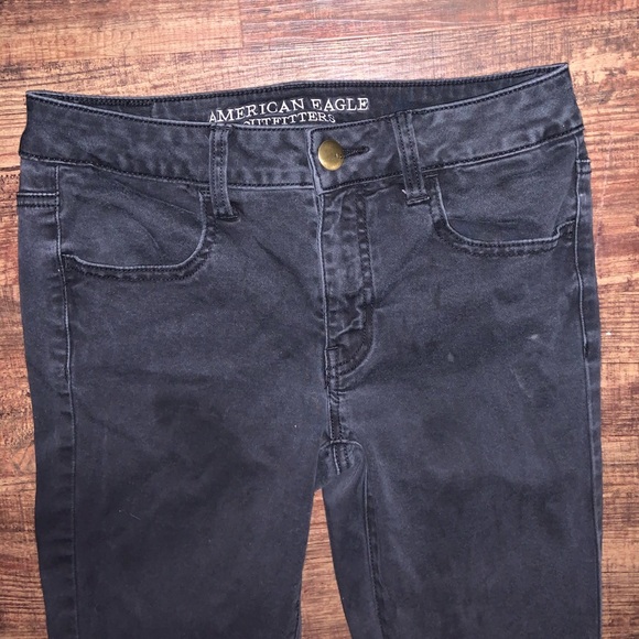 Black American Eagle Skinny Jeans (Size 6 SHORT) - Picture 2 of 4